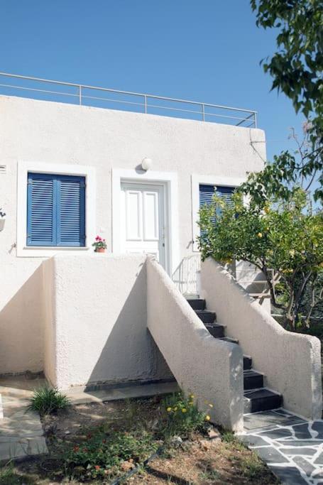 Vila Karantou Tirós Exteriér fotografie