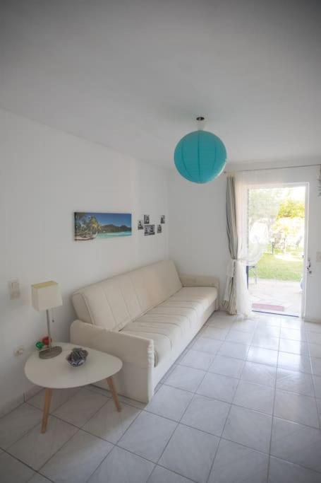 Vila Karantou Tirós Exteriér fotografie
