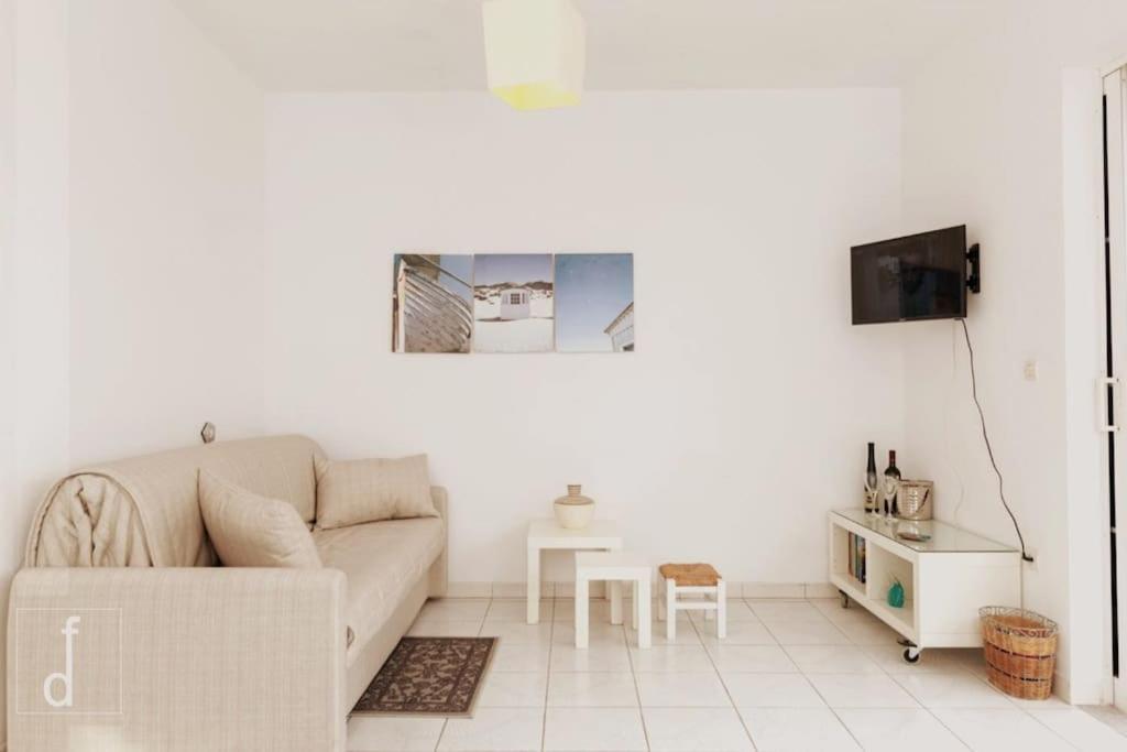 Vila Karantou Tirós Exteriér fotografie
